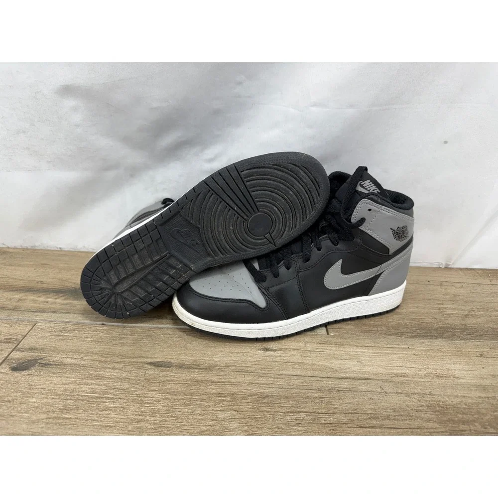 Nike Air Jordan 1 Retro‎ High OG Shadow 2013 Black Grey 555088-014 Mens 6.5Y